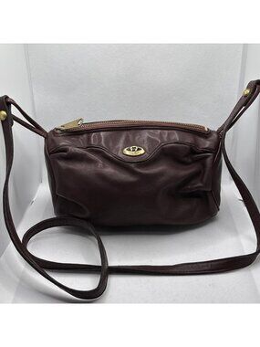 Etienne Aigner Vintage, Classic Handcrafted Dark Burgundy Leather Shoulder Bag
